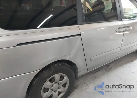 2009 Kia Sedona Lx z USA, uszkodzony, nr VIN KNDMB233396314720